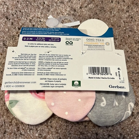 Baby Mittens Bundle - Picture 4 of 4